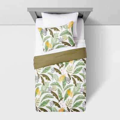Botanical Garden Cotton Kids' Comforter Set Green - Pillowfort™ 4 Botanical Garden Cotton Kids' Comforter Set Green - Pillowfort™ - Image 2