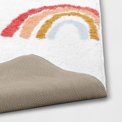 4'x5'6" Printed Rainbow Tufted Kids' Rug - Pillowfort™ 5 4'x5'6" Printed Rainbow Tufted Kids' Rug - Pillowfort™ - Image 3