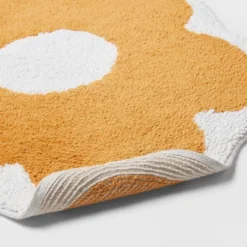 Flower Kids' Bath Rug - Pillowfort™ -Pillowfort GUEST 9f01d585 8a9d 45e8 b2a4 b4f20a14613f