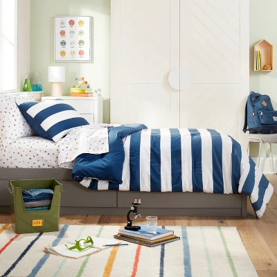 Modern Stripe Collection - Pillowfort™ 3 Modern Stripe Collection - Pillowfort™