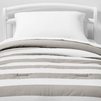 Toddler Rugby Striped Cotton Kids' Comforter - Pillowfort™ 5 Toddler Rugby Striped Cotton Kids' Comforter - Pillowfort™ - Image 3