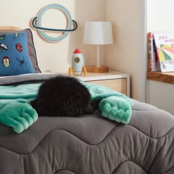 Marvel Hulk Kids' Hooded Blanket - The Marvel Collection By Pillowfort™